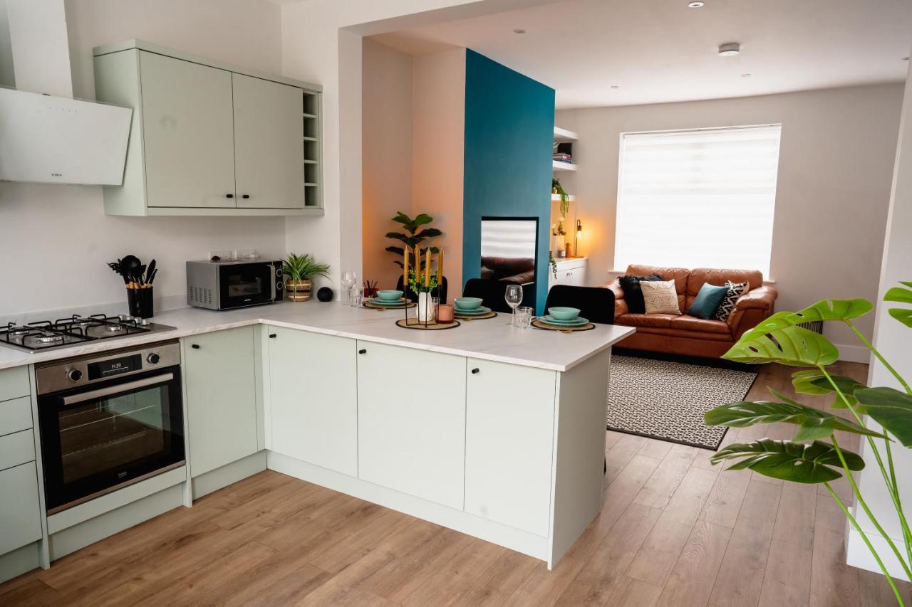 Sawley Cottage By Above Rubies - Modern, Stylish, 2 Bedroom House In Skipton Buitenkant foto