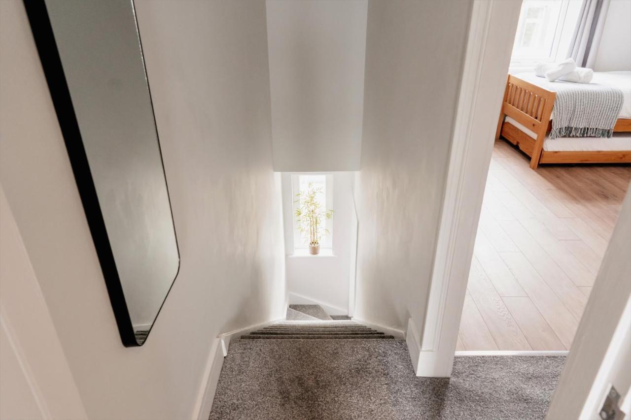 Sawley Cottage By Above Rubies - Modern, Stylish, 2 Bedroom House In Skipton Buitenkant foto